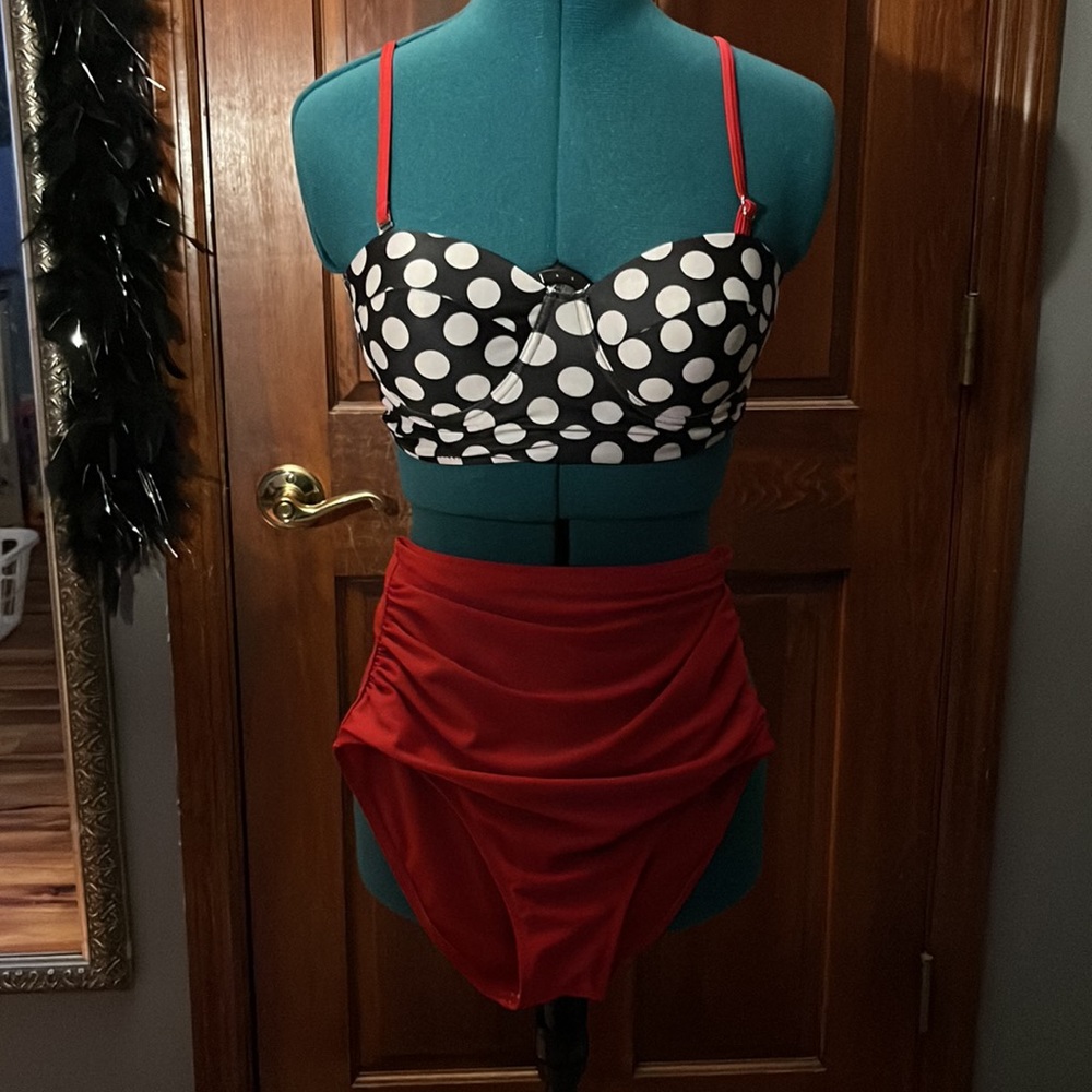 Bathing suit bundle - Picture 5 of 5